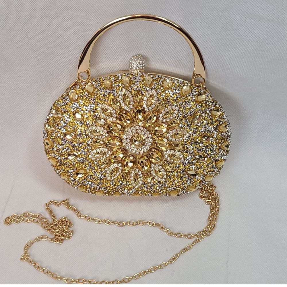 Ramla Gold Hand Made Evening Bag NEW - Picture 2 of 6